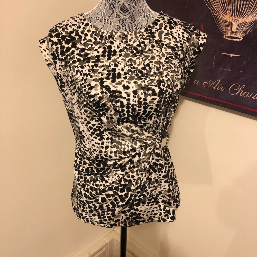 Mandy Evans Top 👚